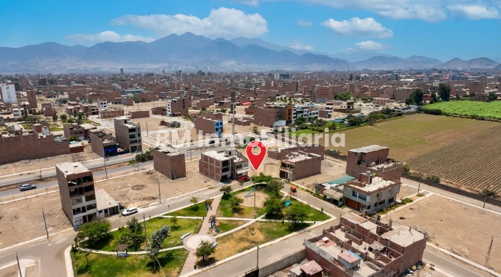 TERRENO DE  147 m² | URB. LA FLORESTA